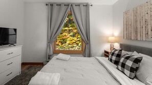 3 bedrooms, iron/ironing board, travel crib, free WiFi