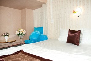 Family Double Room (VIP) - Trinh Ngoc Hotel (Ho Chi Minh City)