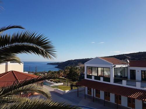 Camari Garden Hotel Apartments