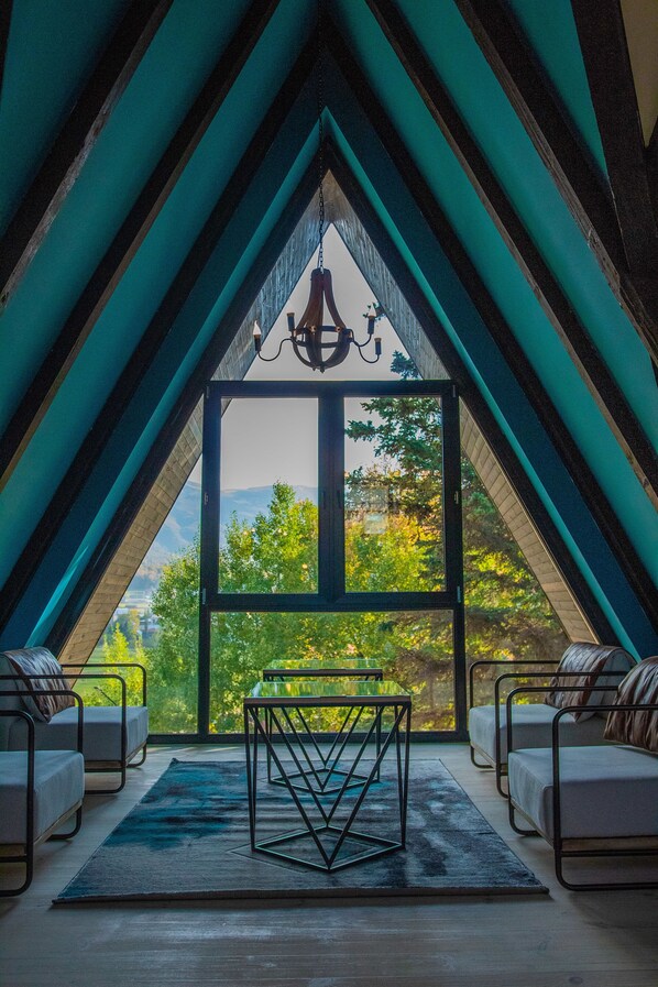 Dining - Panorama By Mgzavrebi (Borjomi)