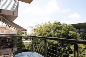 Balcony - Eduard Bernstein (Tel Aviv)