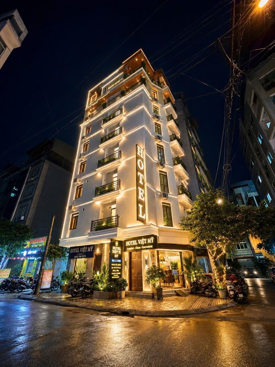 Executive Double Room | Minibar, desk, soundproofing, free WiFi