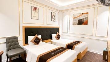Superior Double or Twin Room | Minibar, desk, soundproofing, WiFi (free)