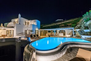 6 piscines extérieures