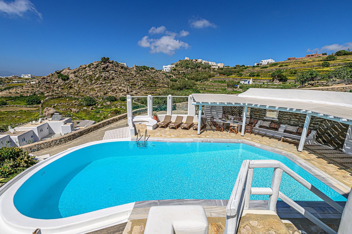Villa, 4 Bedrooms (Therpsichore)