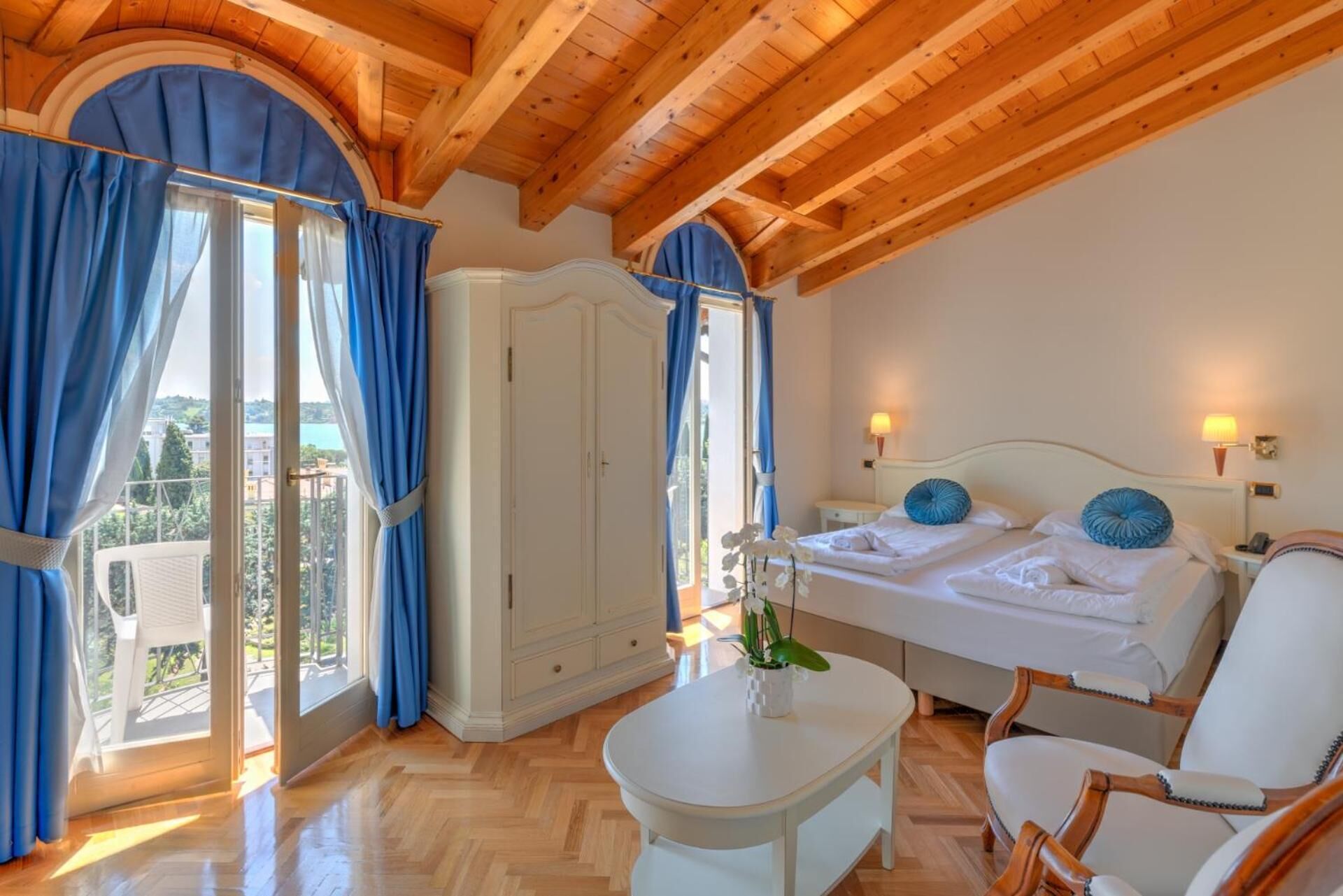 down duvets, minibar, in-room safe, desk