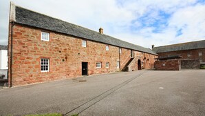 Front of property - 1 The Byre, Cromarty (Cromarty)
