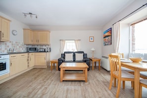 Cottage | Living room