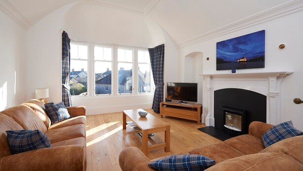 Living room - Braevellie Apartment (Inverness)