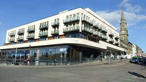 Front of property - 301 Riverview Apartment (Inverness)