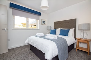 4 bedrooms, WiFi