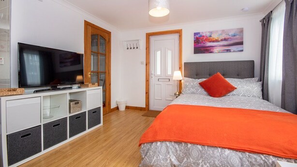 1 bedroom, WiFi - Blarmore Studio (Inverness)