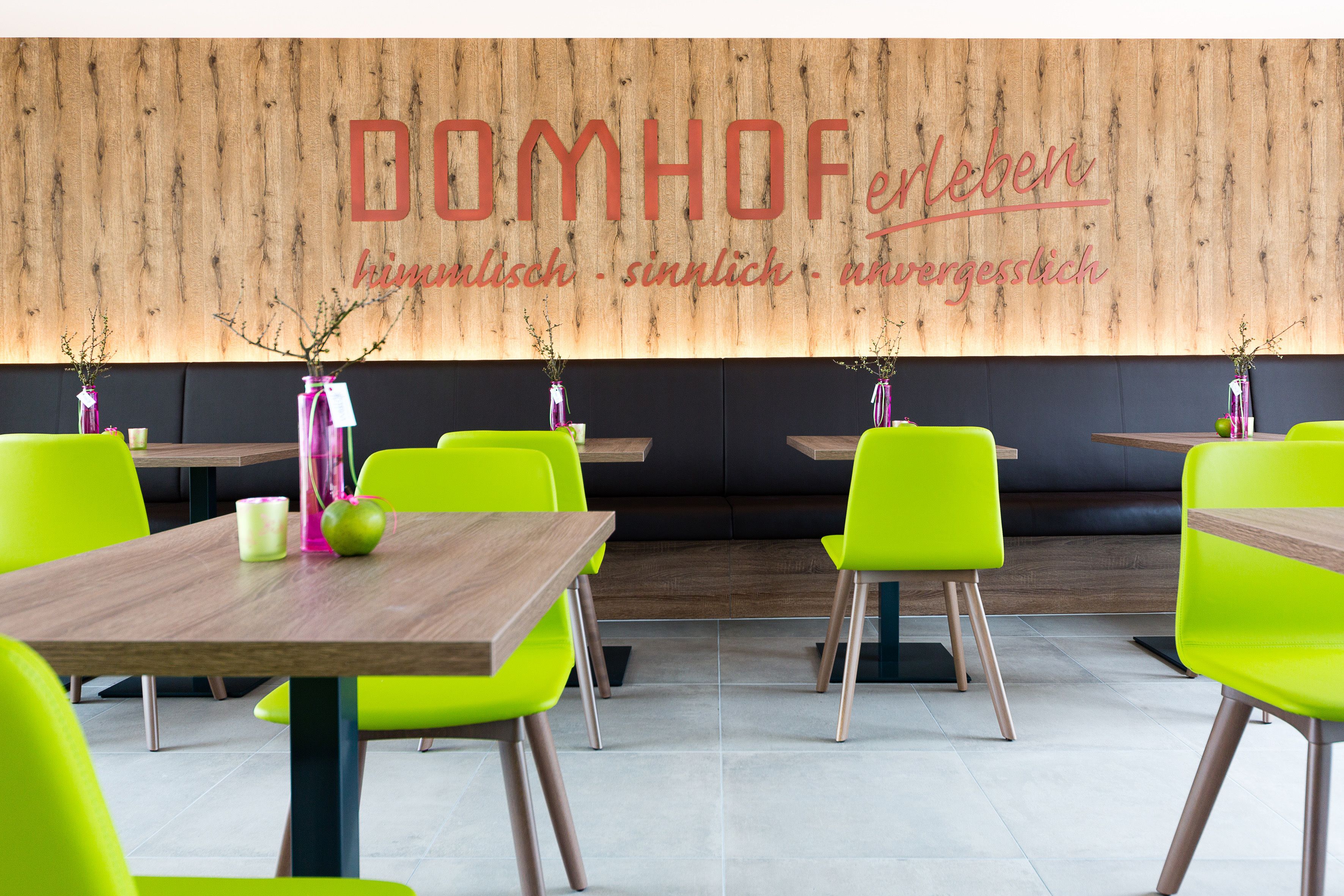 فطور أوروبي يوميًا بتكلفة قدرها (7.50 EUR للشخص)