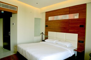 Elite Room | Minibar, in-room safe, free WiFi, bed sheets - R K Residency (Tirupur)