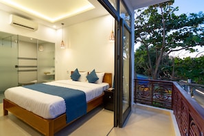 Deluxe Double or Twin Room, Balcony | Balcony - An Bang Scent Beach Homestay (Da Nang)