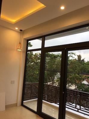 Deluxe Double or Twin Room, Balcony | Balcony - An Bang Scent Beach Homestay (Da Nang)