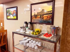 Breakfast served - My Hotel - Eiffel Hanoi (Hanoi)