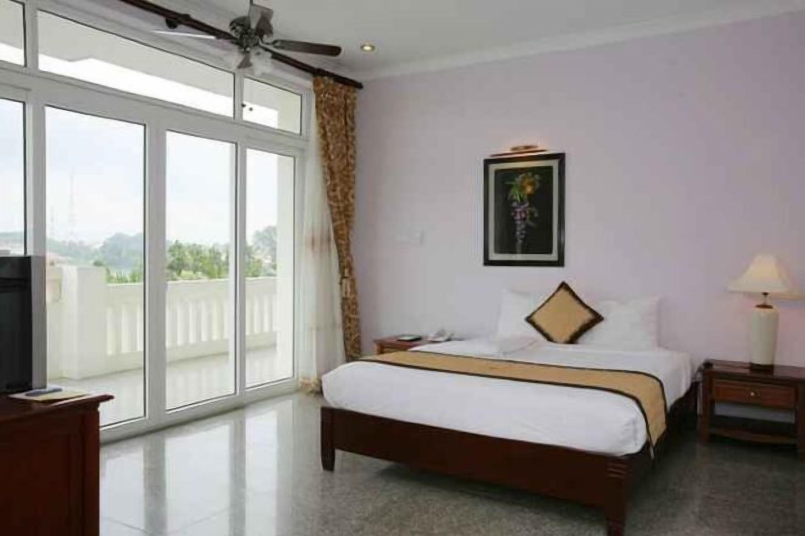 Minibar, in-room safe, desk, blackout curtains