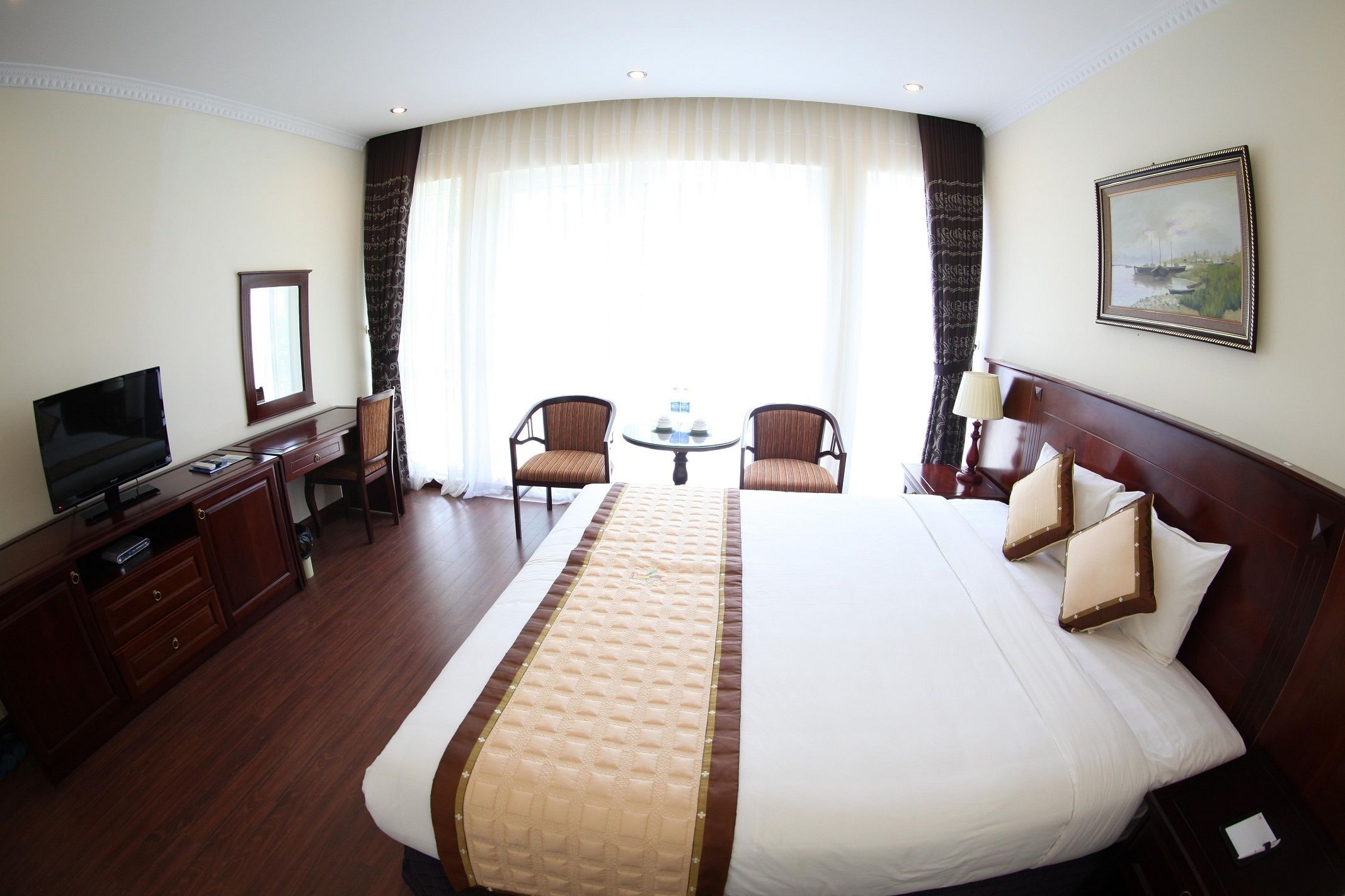 Minibar, in-room safe, desk, blackout curtains