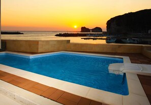 Pool - DAIKYO ENGETSUTO VILLA　 (Shirahama)
