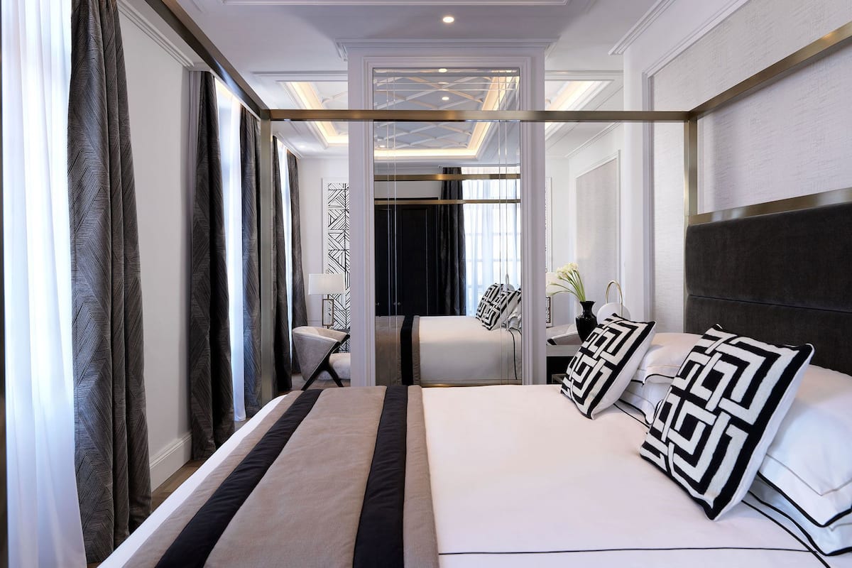 Sábanas de algodón egipcio, ropa de cama de alta calidad y minibar