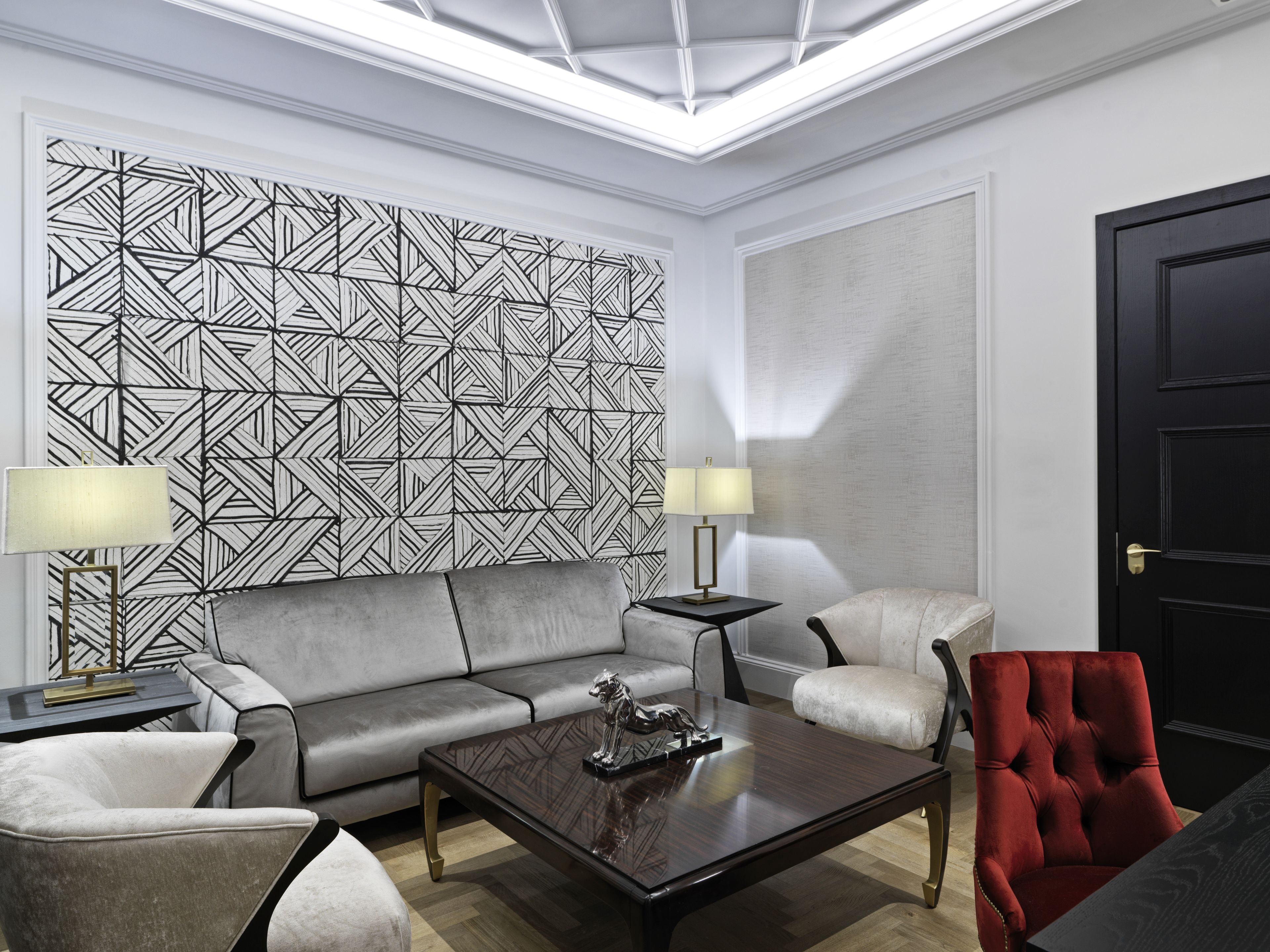 executive suite | living room | flat-screen tv