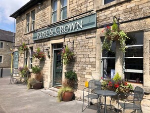 Exterior - Rose And Crown (Bath)