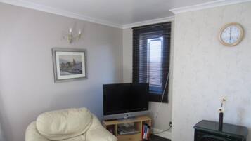 Family Room, Multiple Beds, Non Smoking | Free WiFi