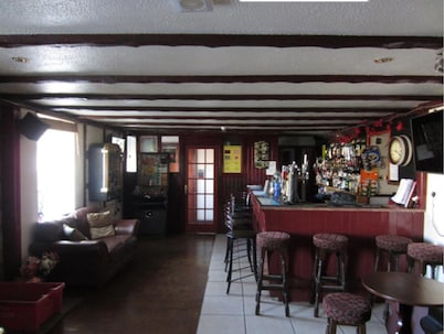 Redmoss Hotel