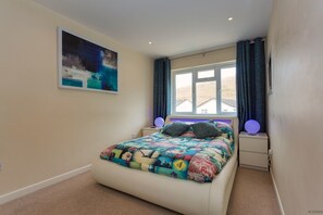 Chaumière | 4 chambres, lit de bébé (gratuit), lit de bébé portatif, literie fournie