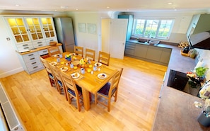 Dining - Croyde Meadowbank 4 Bedrooms (Braunton)