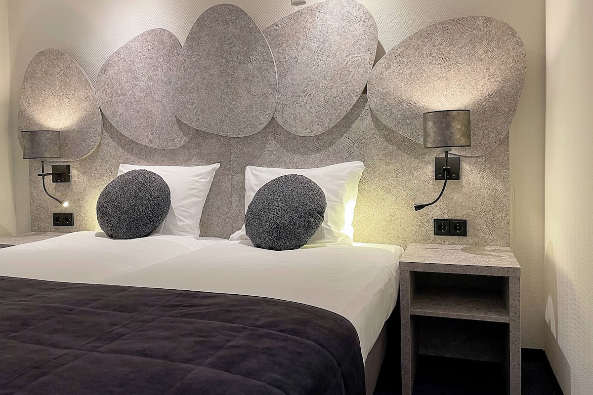 in-room safe, desk, blackout curtains, iron/ironing board