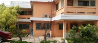 New Mexico Hotel - Takoradi