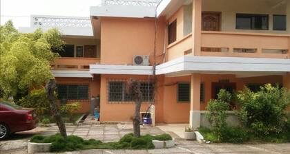 New Mexico Hotel - Takoradi