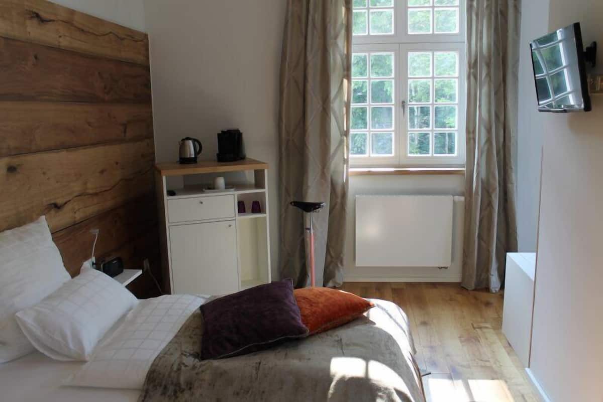 Chambre Simple, 1 lit une place, non-fumeur