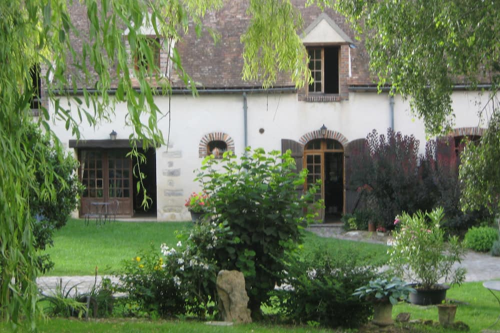 La Maison d' Hôtes de Plessis