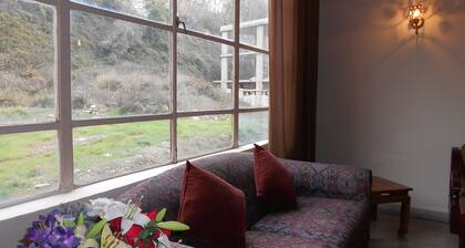 Halimeh Hotel
