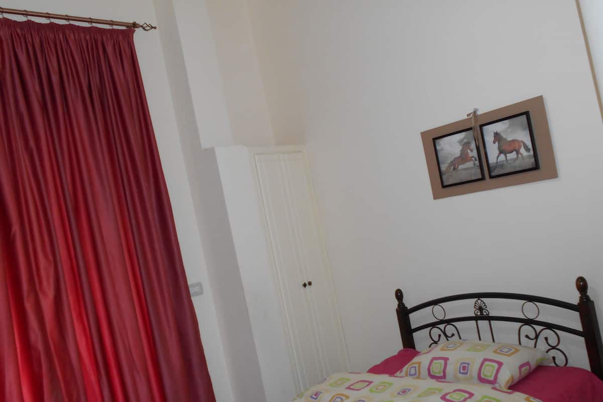 Basic Room, 2 Single Beds, Non Smoking | Balcony
