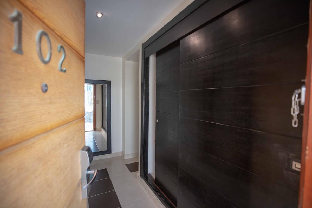 1 bedroom, in-room safe, desk, blackout curtains