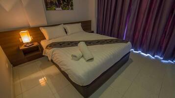 Standard Double Room, 1 Queen Bed | Free WiFi, bed sheets