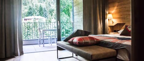1 bedroom, minibar, in-room safe, blackout curtains