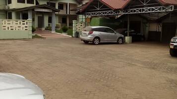 Parken ohne Service (kostenlos)