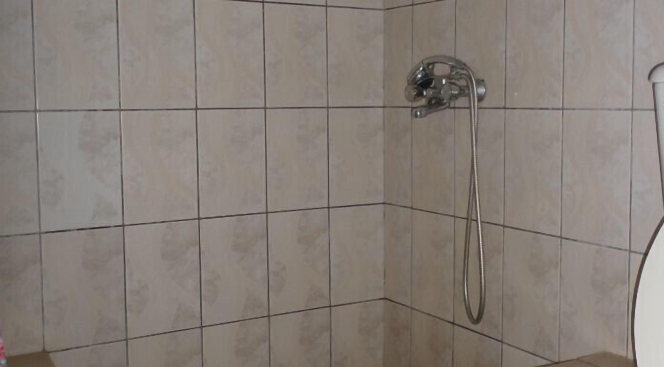 Single Room | Bathroom