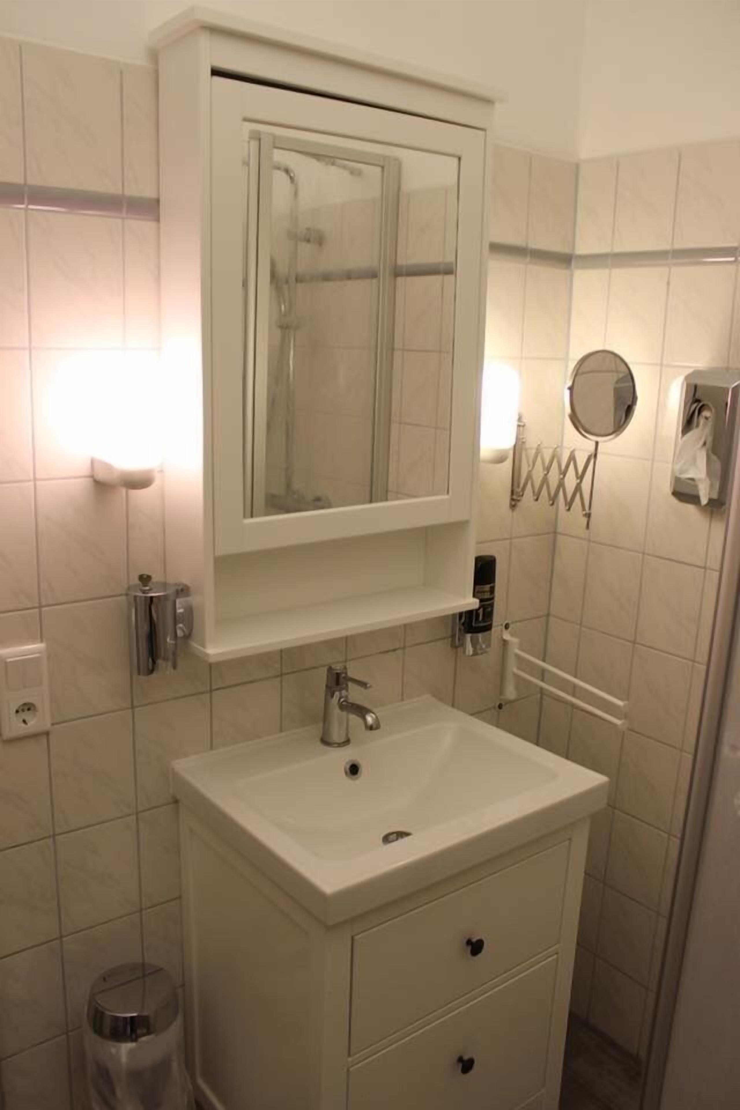 condo, 1 bedroom | bathroom shower