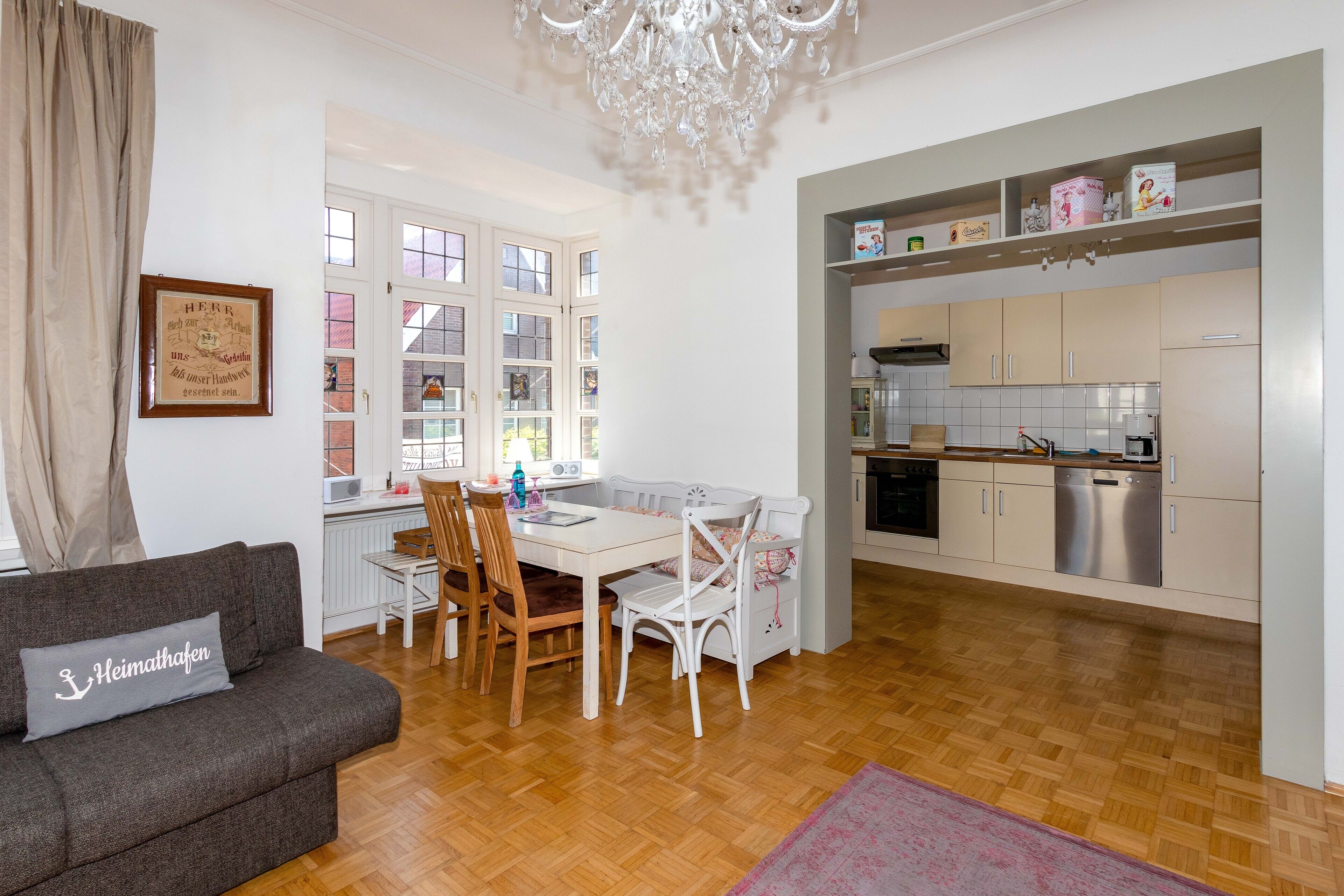 Comfort Apartment, 1 Bedroom | Living area | Plasma TV