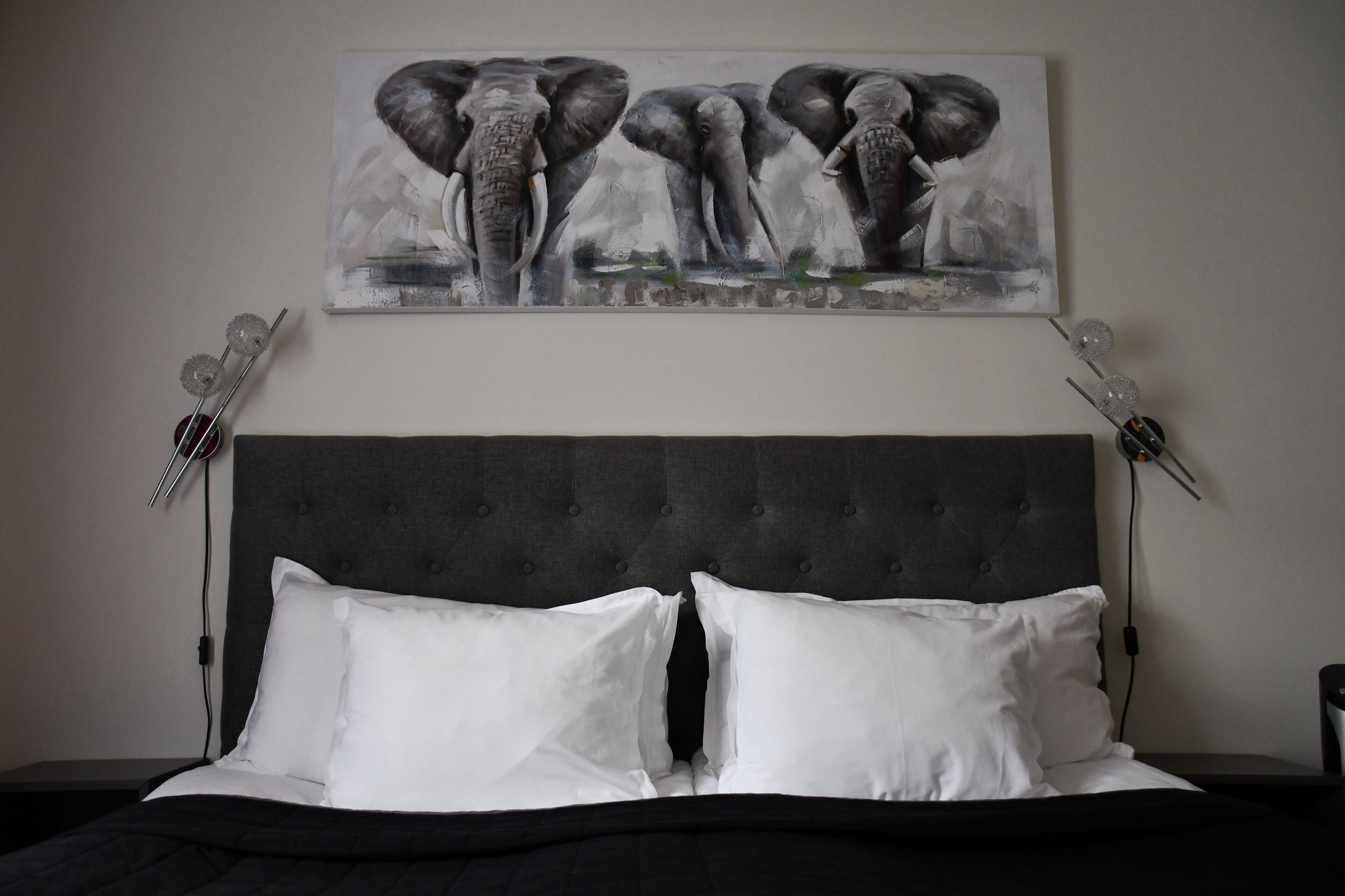 double room | premium bedding, in-room safe, blackout curtains, iron/ironing board