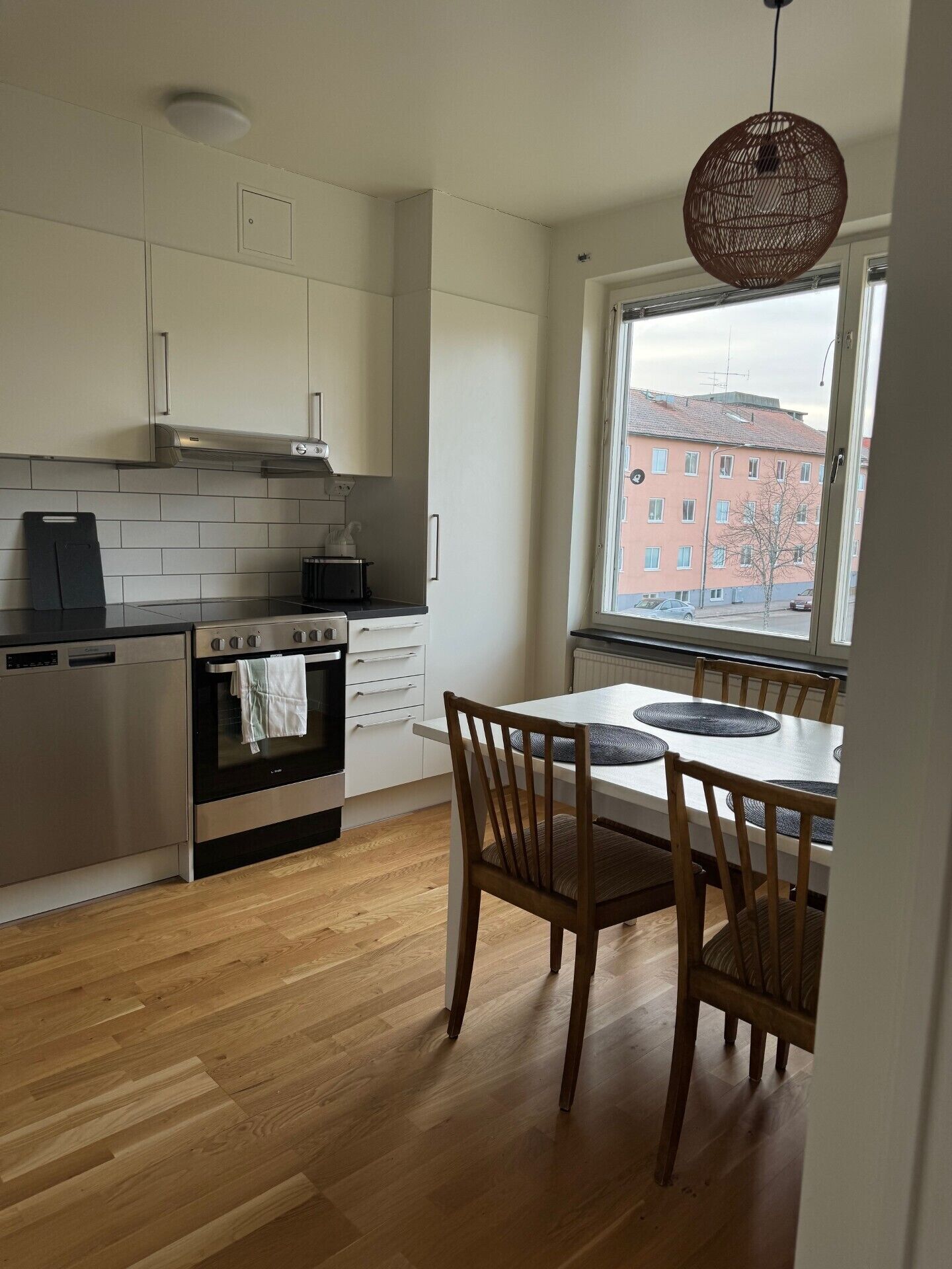 comfort condo, 1 king bed with sofa bed | private kitchen | coffee/tea maker