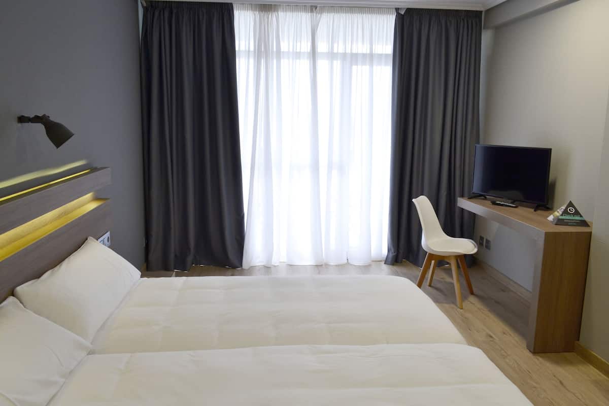 Standard Double Room, Terrace | Desk, free WiFi, bed sheets