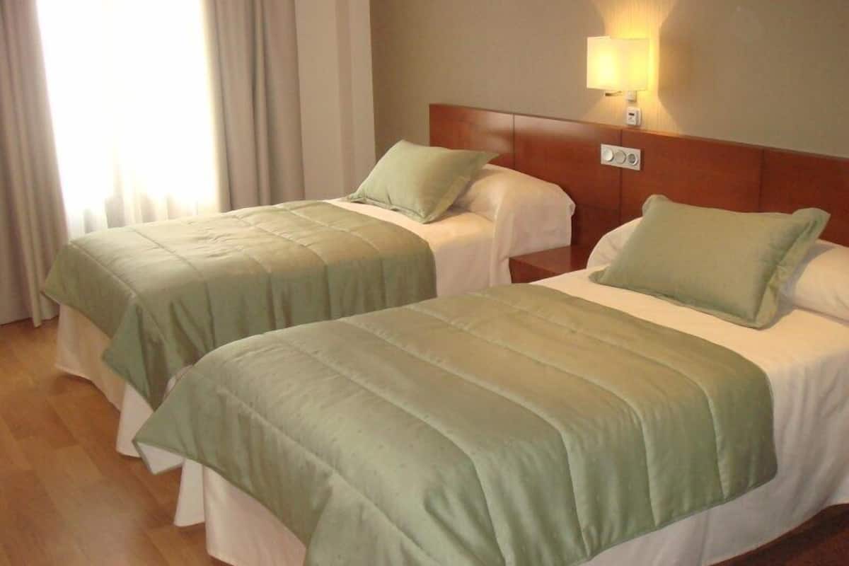 double or twin room | 1 bedroom, desk, laptop workspace, blackout curtains