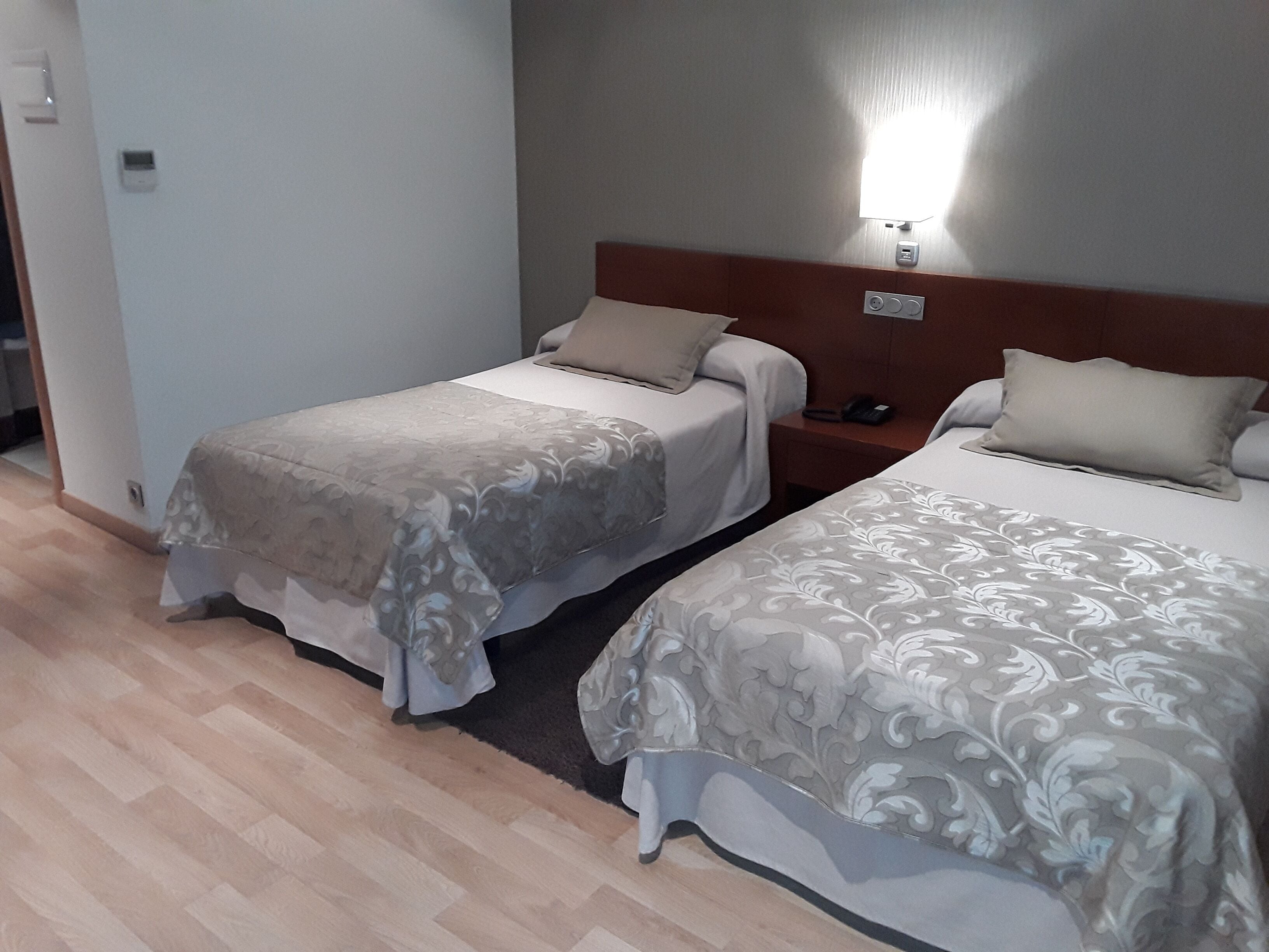 double or twin room | 1 bedroom, desk, laptop workspace, blackout curtains